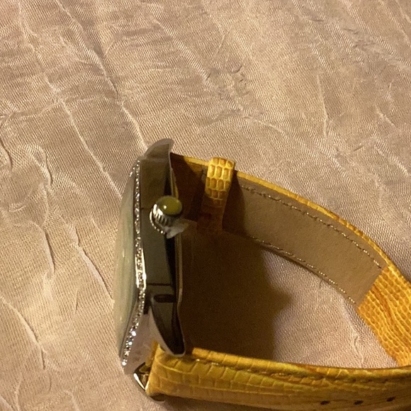 NWOT-Joan Rivers Classic watch with gems & date window & yellow leather band - Picture 8 of 10